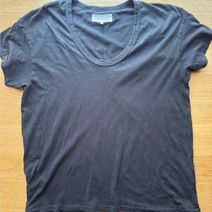 THE GREAT. Black U-Neck Tee